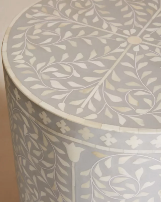 Valli End Table