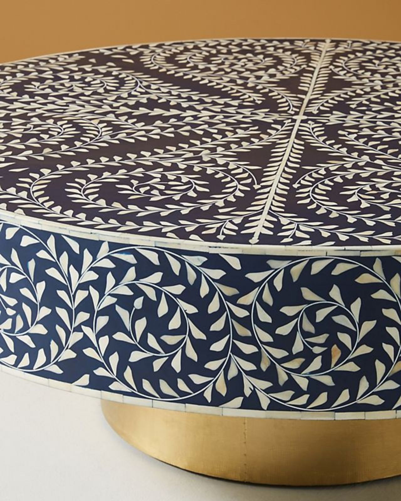 Sapphire Foliage Table